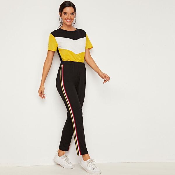 

Block Stripe Tee & Stripe Side Pants