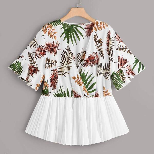 

Plus Leaf Print Surplice Front Pleated Hem Blouse, Multicolor