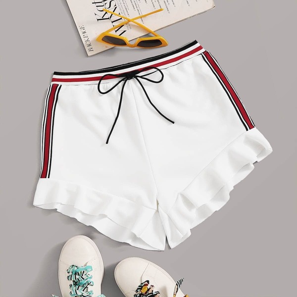 

Tape Side Ruffle Hem Drawstring Shorts