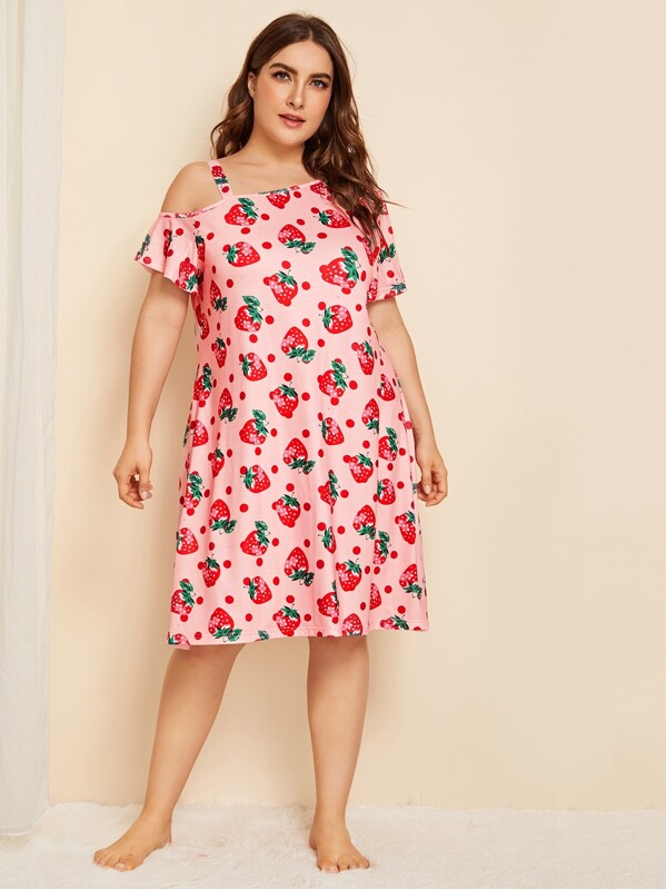 

Plus Strawberry Print Night Dress, Pink, Franziska