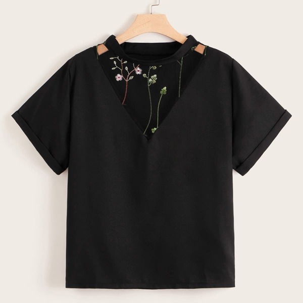 

Plus Contrast Mesh Random Floral Embroidery Tee