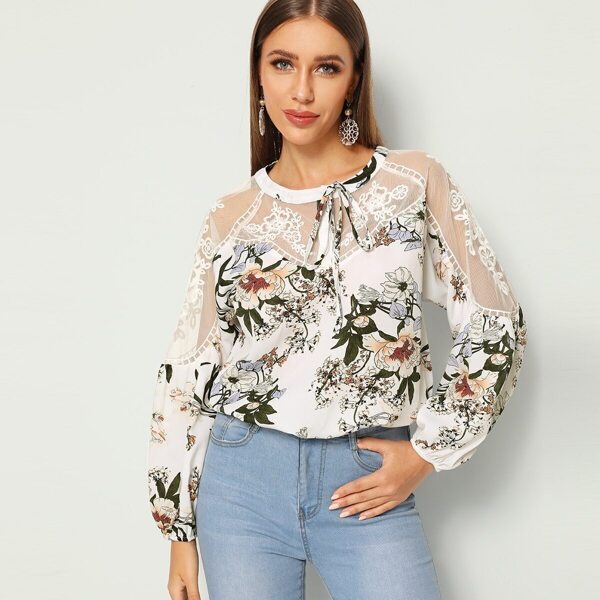 

Lace Contrast Tie Neck Floral Blouse