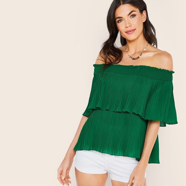 

Off Shoulder Two Layer Pleated Top