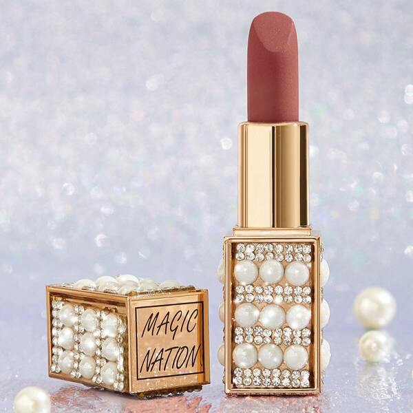 

Star Shine Velvet Lipstick 01 Matcha