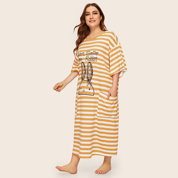 

Plus Graphic & Striped Pocket Patched Nightdress