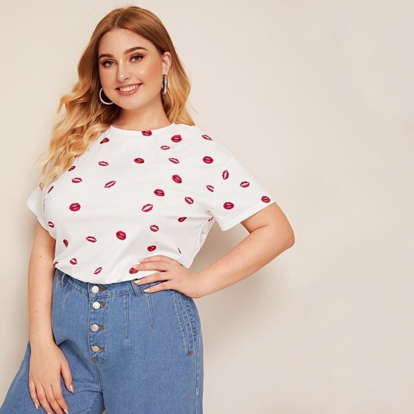 

Plus Lip Print Tee