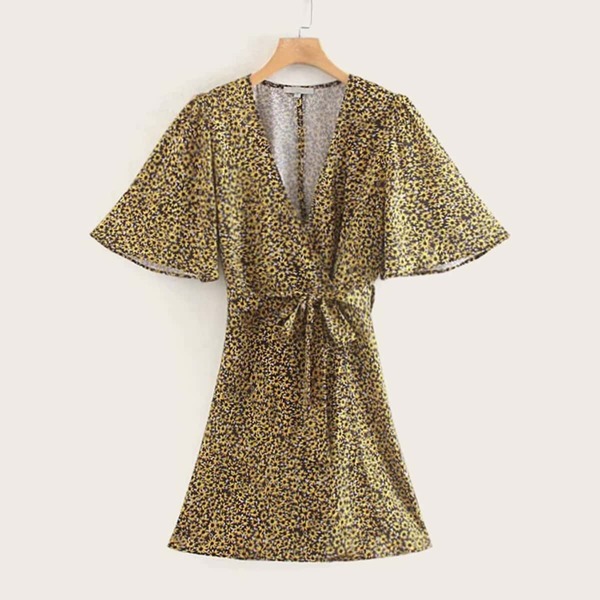 

Bell Sleeve Ditsy Floral Belted Dress