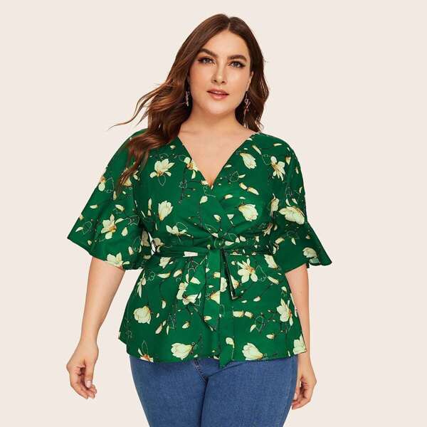 

Plus Floral Print Surplice Belted Blouse, Green