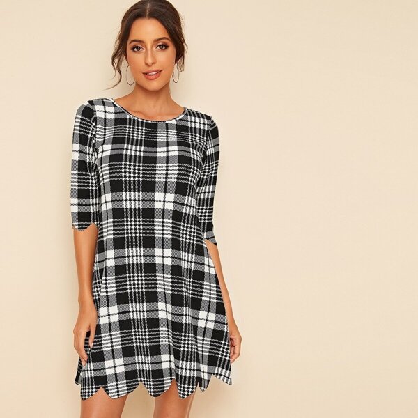 

Plaid Print Scalloped Trim Tunic Dress