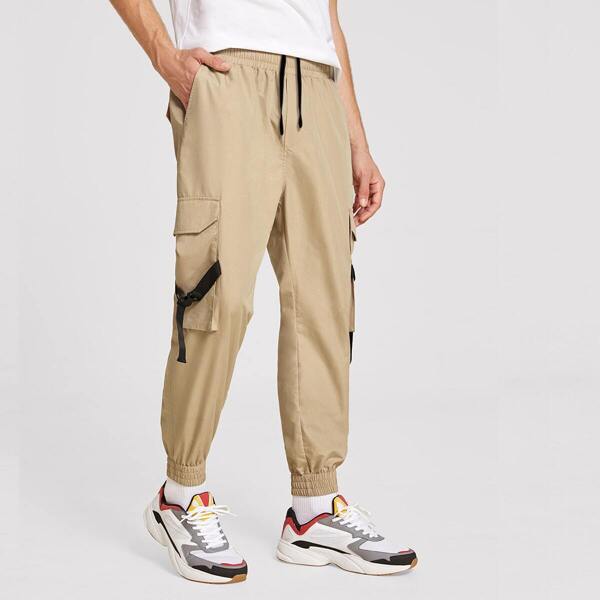 

Men Patched Flap Pocket Push Buckle Detail Pants