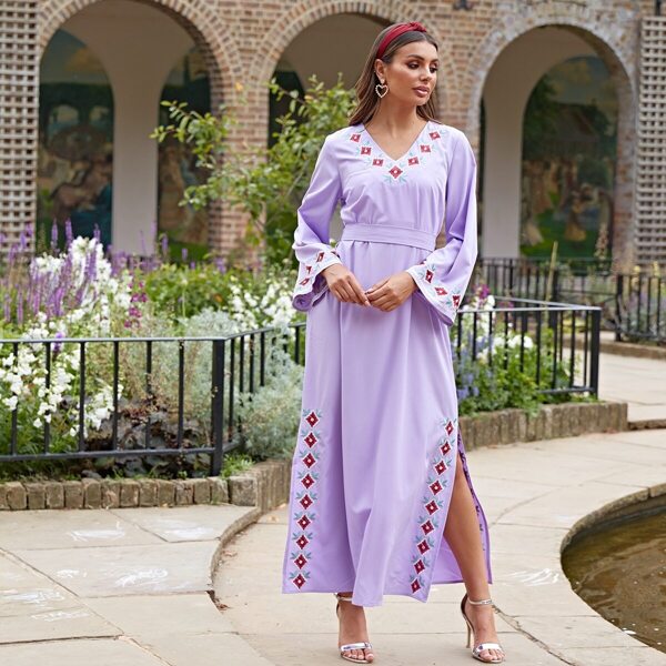

Tie Back Split Side Embroidery Dress, Purple pastel