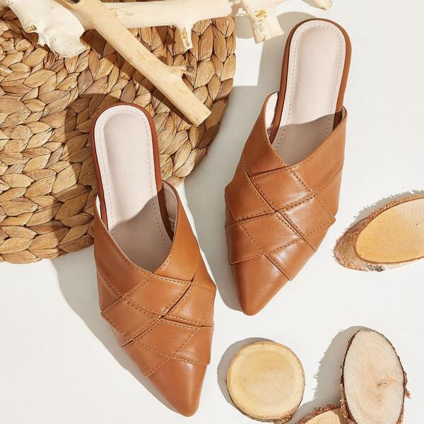 

Point Toe Quilted Detail Flat Mules