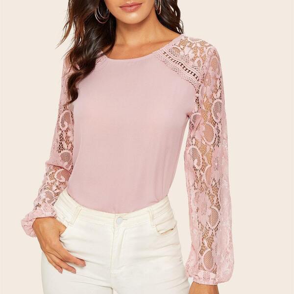 

Contrast Lace Raglan Sleeve Blouse