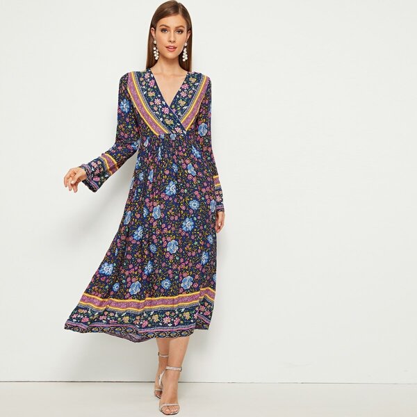 

Ditsy Floral Surplice Front V-Neck Dress, Multicolor