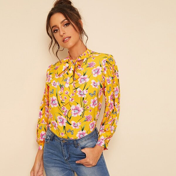 

Floral Print Pleated Sleeve Tie Neck Top