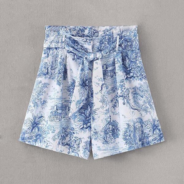 

Scenic Printed Belted Wide Leg Shorts