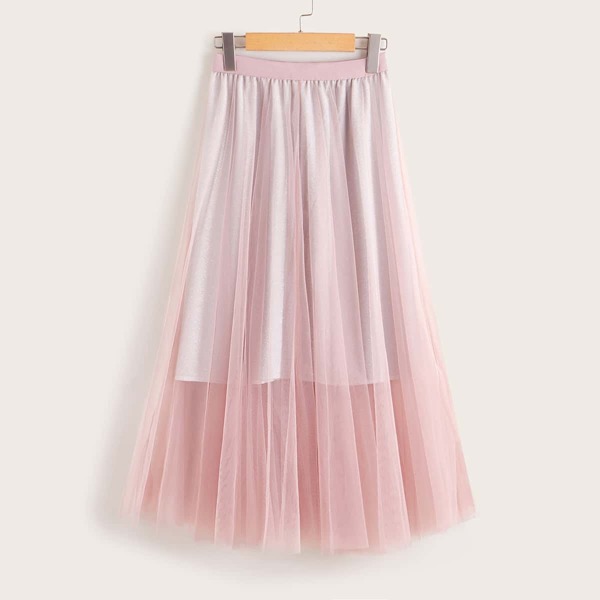 

Overlay Mesh Lined Skirt