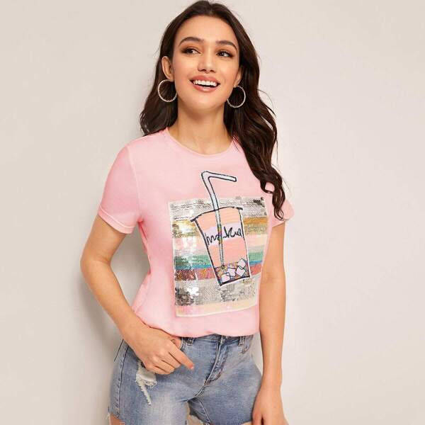 

Short Sleeve Sequin Patched Top