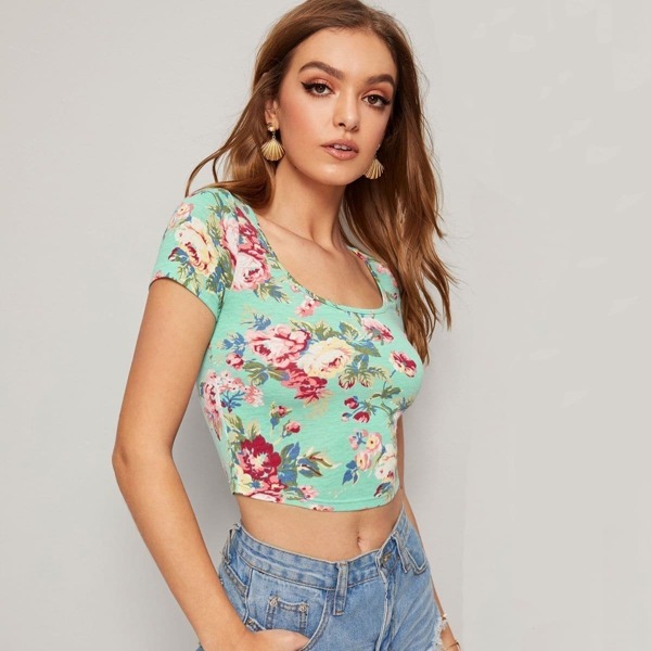 

Floral Print Square Neck Crop Top