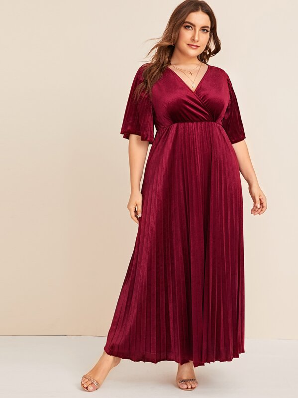 

Plus Surplice Neck Pleated Velvet Dress, Burgundy, Franziska
