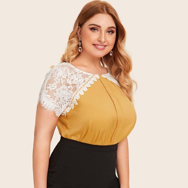 

Plus Contrast Lace Sleeve Blouse