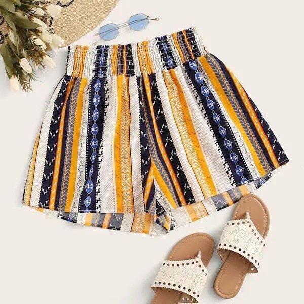 

Plus Shirred Waist Wide Leg Striped Shorts