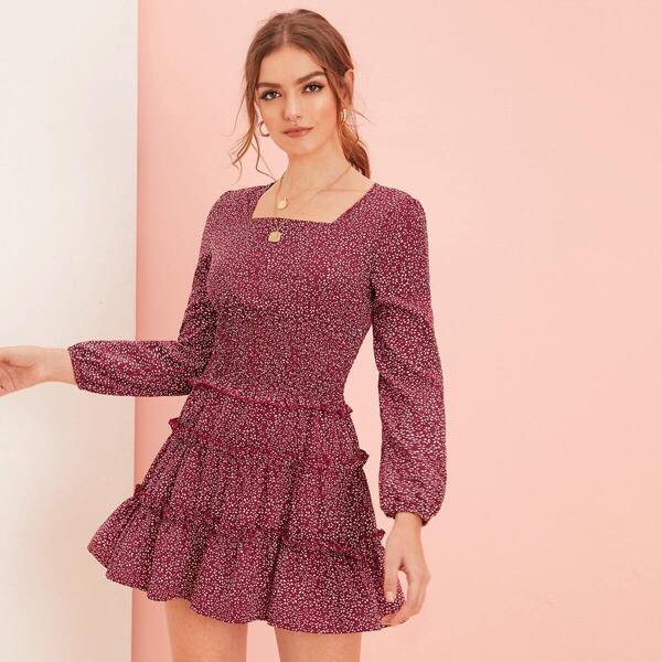

Ditsy Floral Print Frill Hem Square Neck Dress