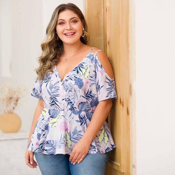 

Plus Floral Print Surplice Ruffle Hem Top