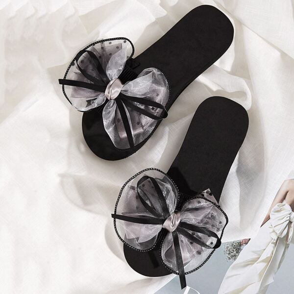 

Polka Dot Detail Bow Decor Sliders, Grey