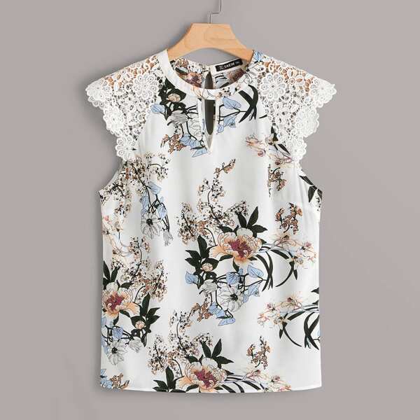 

Plus Floral Print Lace Shoulder Top, Multicolor