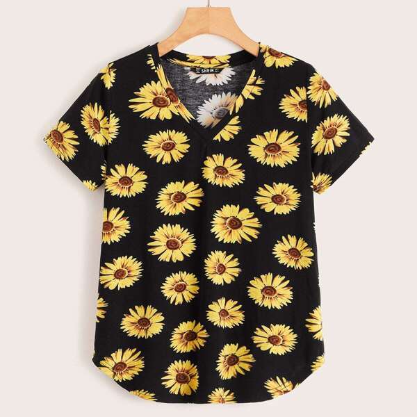 

V-neck Sunflower Print Tee