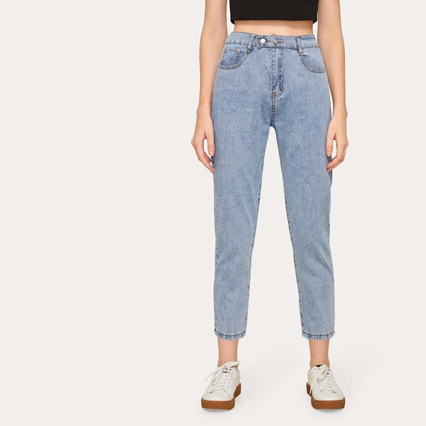 

Washed Cropped Mom Jeans