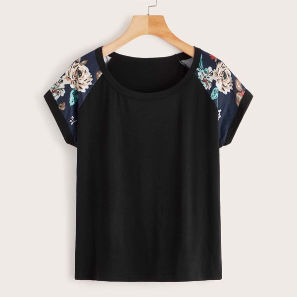 

Round Neck Floral Print Tee