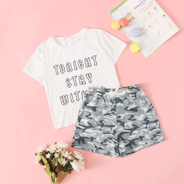 

Girls Slogan Print Top & Camo Print Shorts PJ Set, Multicolor