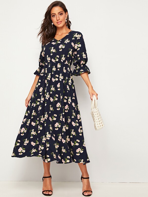 

V-neck Flounce Sleeve Daisy Floral Print Flare Dress, Multicolor, Mary P.