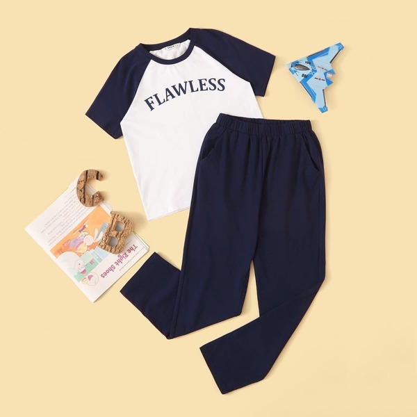 

Boys Letter Raglan Sleeve Tee and Slant Pocket Pants PJ Set