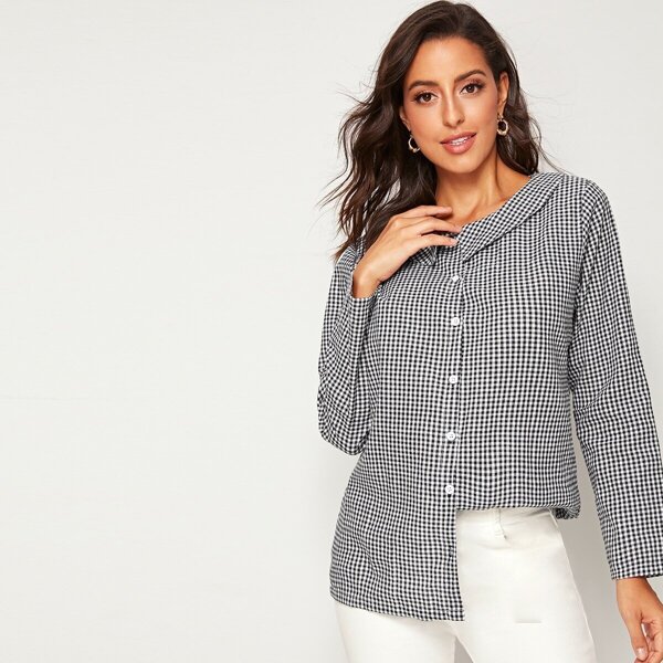

Gingham Button Front Peter Pan Collar Blouse
