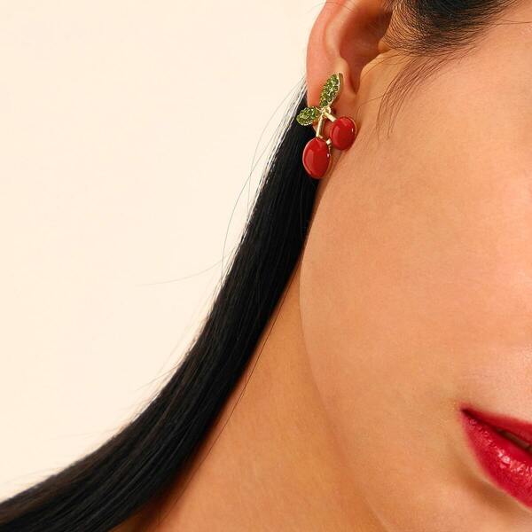 

Rhinestone Engraved Cherry Earrings 1pair