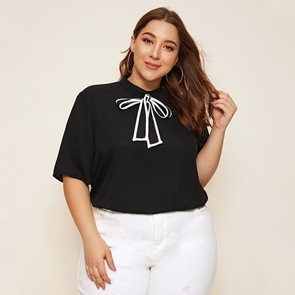 

Plus Tie Front Top, Black