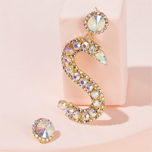 

Rhinestone Engraved S Mismatched Earrings 1pair, Multicolor