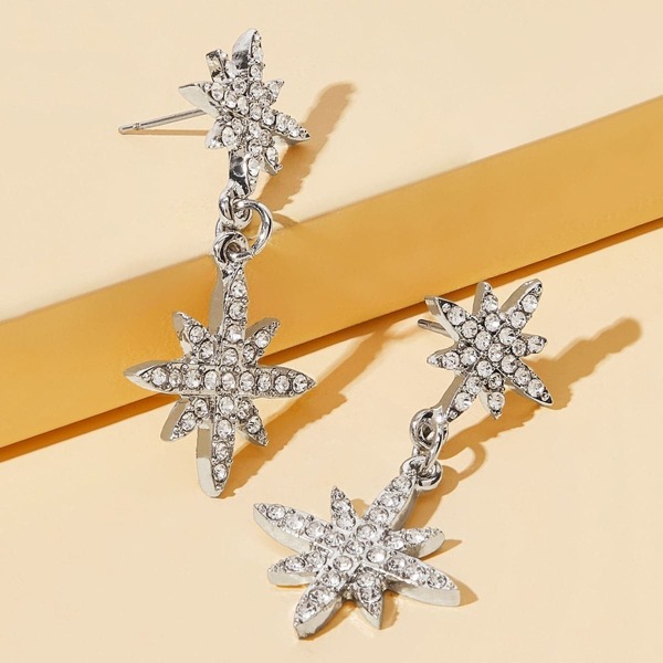 

Rhinestone Engraved Star Drop Earrings 1pair