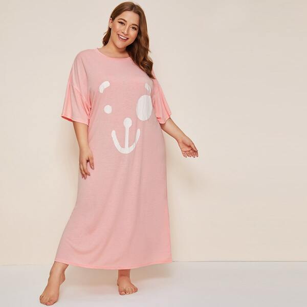 

Plus Graphic Print Maxi Night Dress