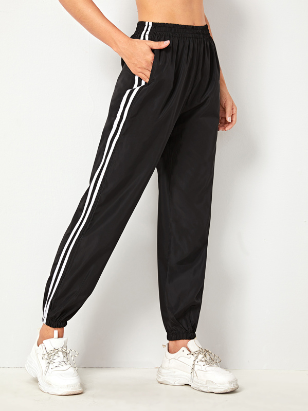 

Elastic Waist Side Stripe Sweatpants, Black, Debi