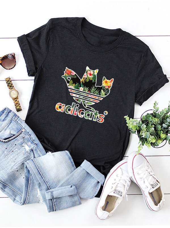 

Cat & Letter Graphic Tee, Black