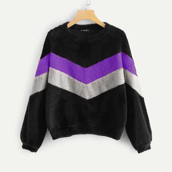 

Plus Cut And Sew Fleece Sweatshirt