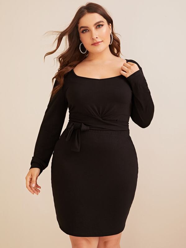 

Plus Solid Scoop Neck Top & Pencil Skirt Set, Black, Franziska