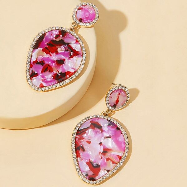 

Rhinestone Engraved Water-drop Drop Earrings 1pair