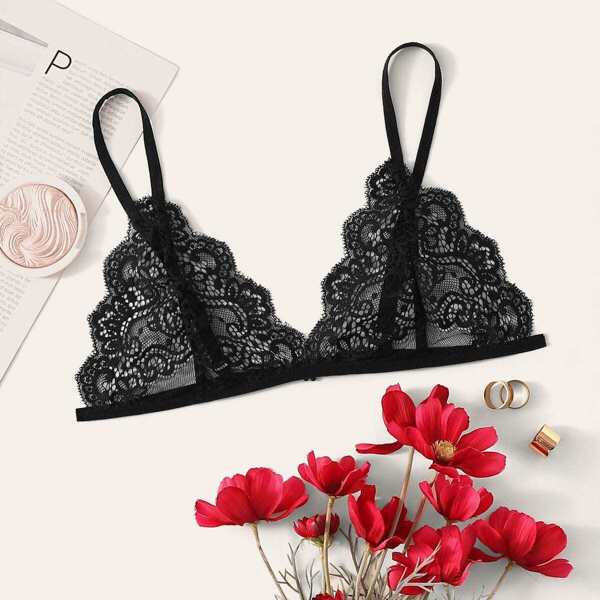 

Plus Floral Lace Bralette, Black