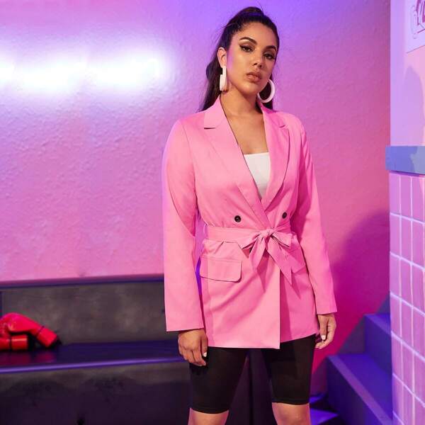 

Double Breasted Notched Neck Belted Blazer