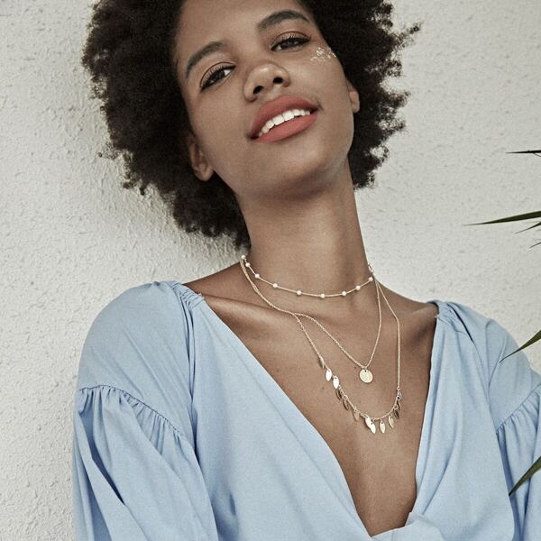 

Leaf & Disc Charm Chain Layered Necklace 1pc
